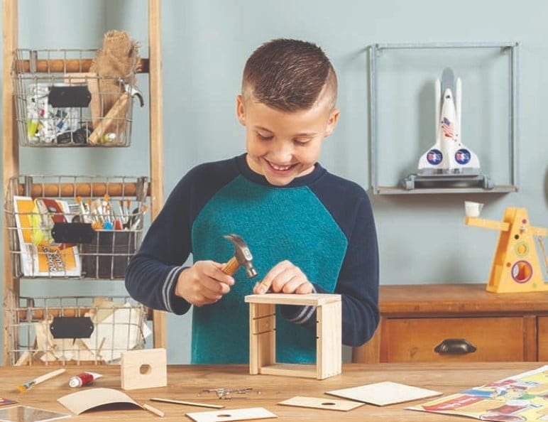 Annies young woodworkers kit club boy